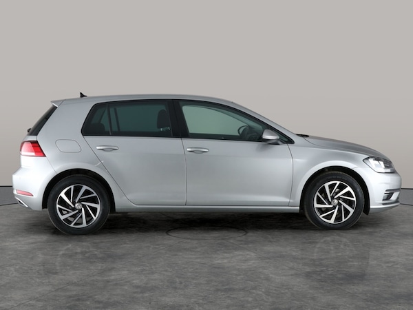 Used Volkswagen Golf 2019 for sale - 76264230: Photo 10