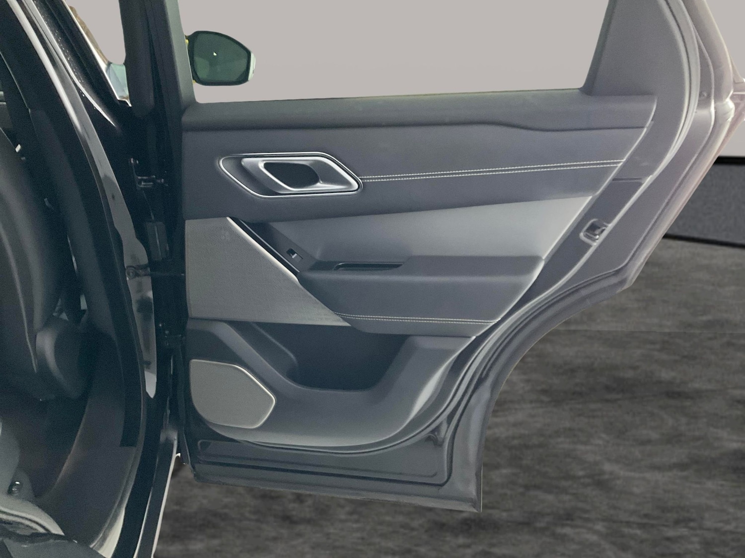 Used Land Rover Range Rover Velar 2022 for sale - 76356061: Photo 43