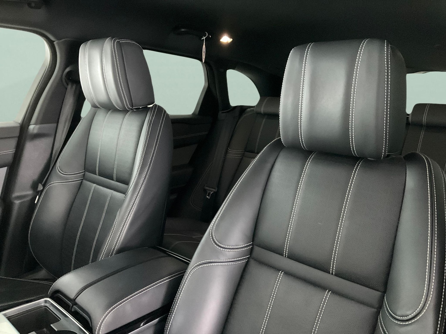 Used Land Rover Range Rover Velar 2022 for sale - 76356061: Photo 8