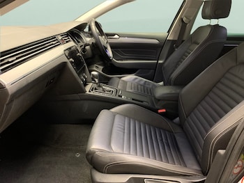 Used Volkswagen Passat 2020 for sale - 78671818: Photo