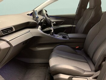 Used Peugeot 3008 2022 for sale - 76796933: Photo