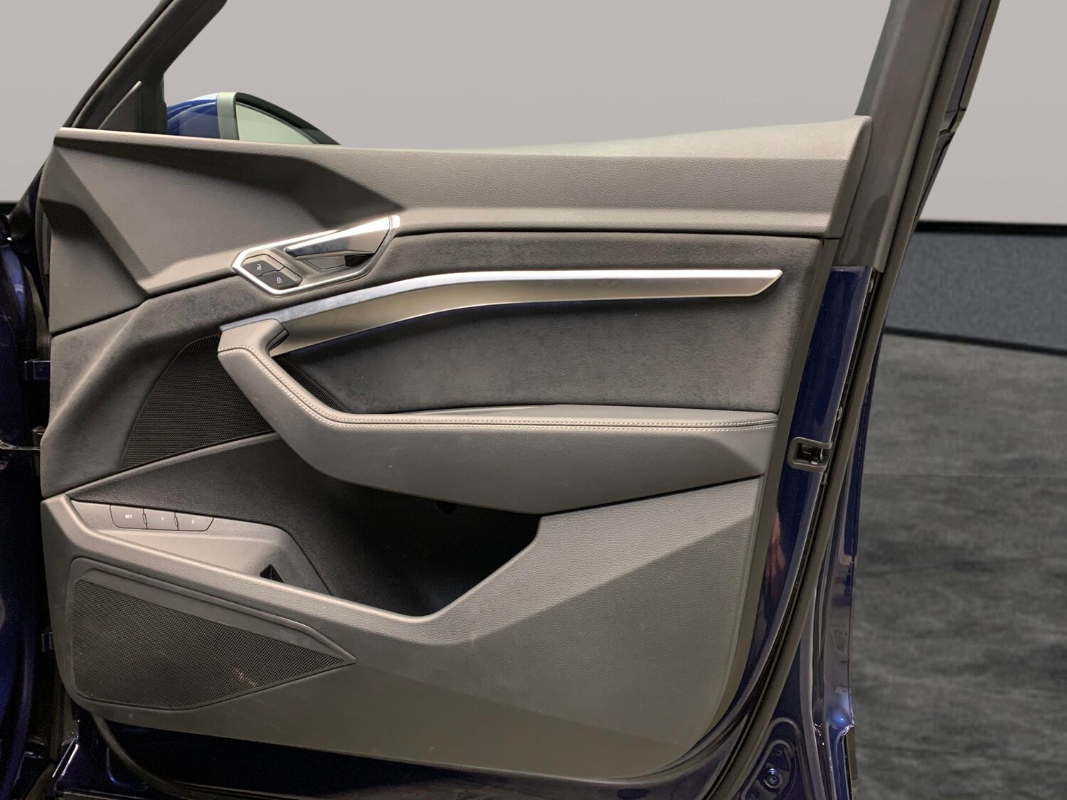 Used Audi e-tron 2022 for sale - 77350895: Photo 28