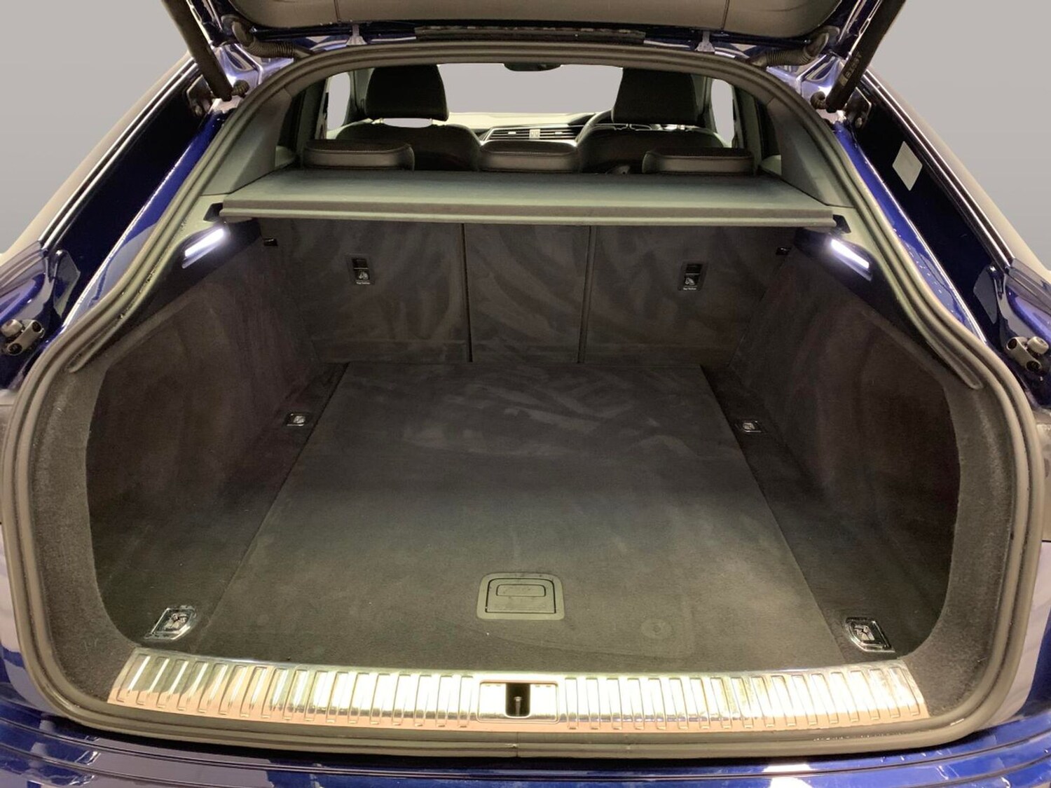 Used Audi e-tron 2022 for sale - 77350895: Photo 31