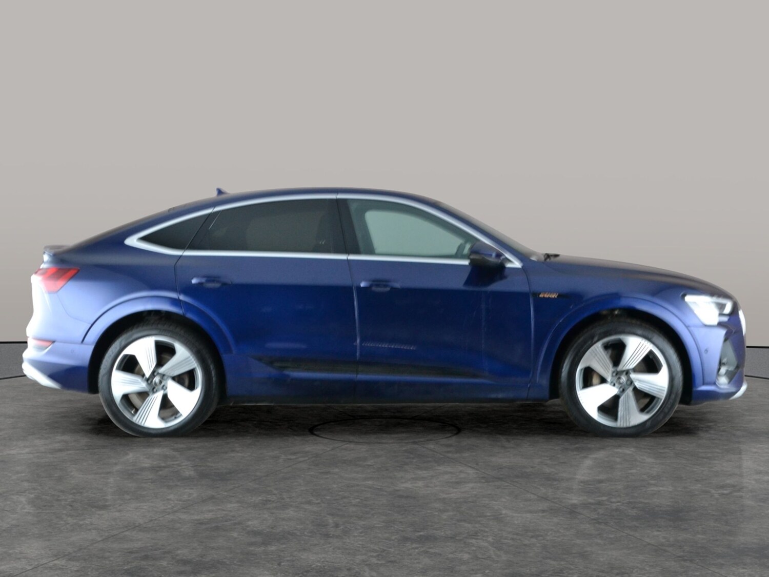 Used Audi e-tron 2022 for sale - 77350895: Photo 9