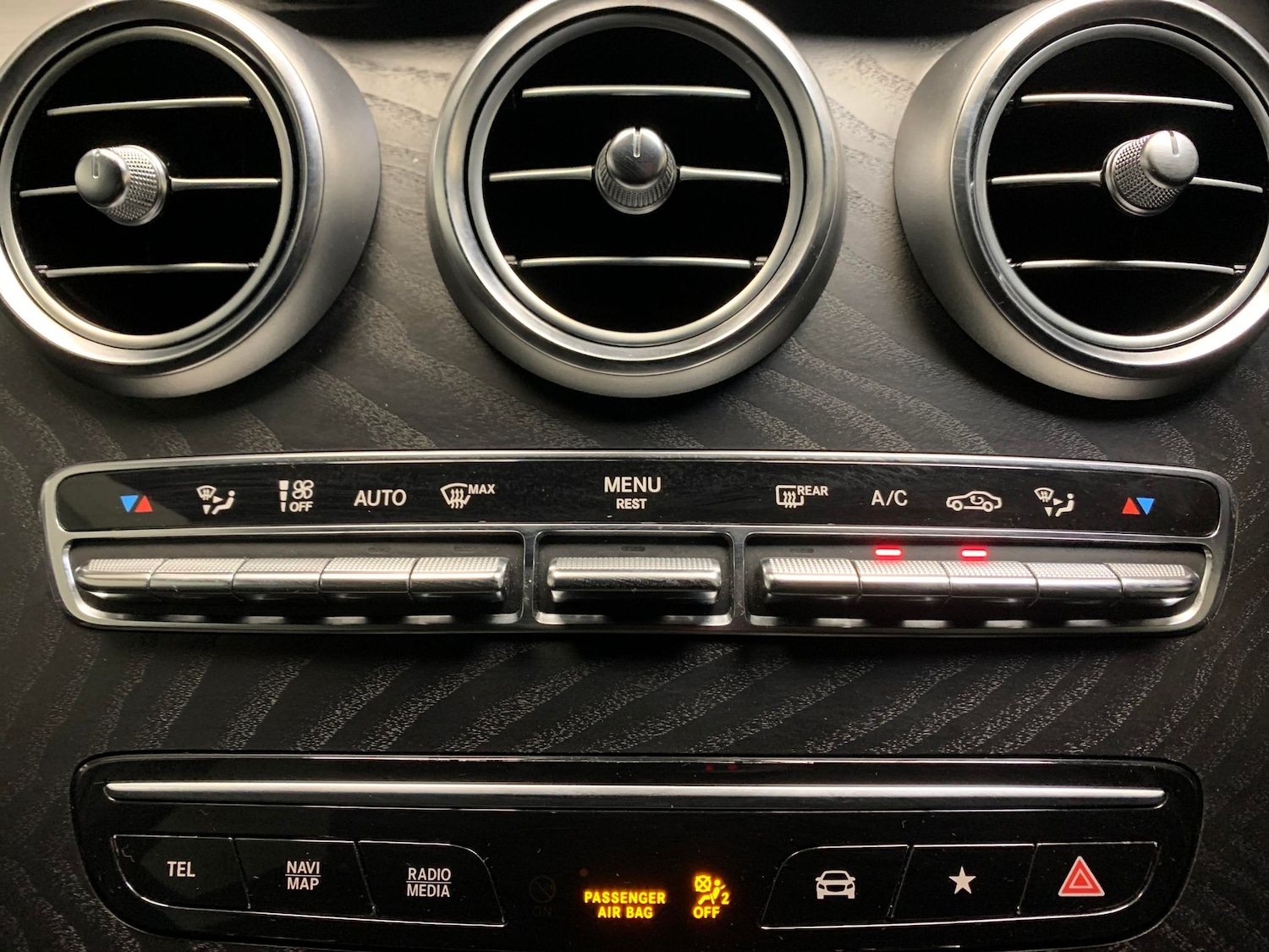 Used Mercedes-Benz GLC 2022 for sale - 76077627: Photo 22