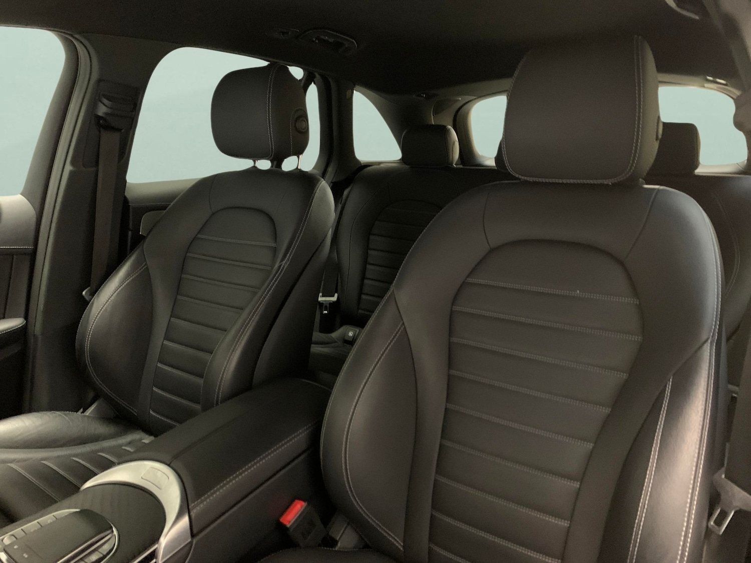 Used Mercedes-Benz GLC 2022 for sale - 76077627: Photo 7