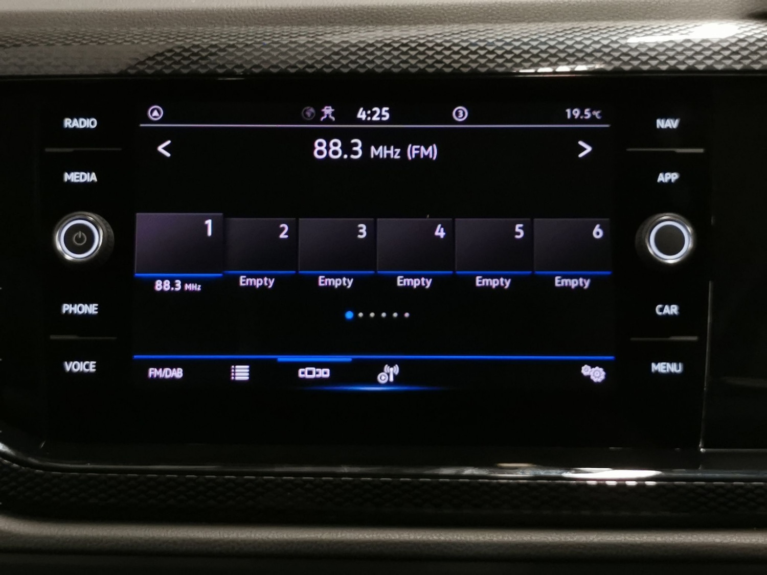 Used Volkswagen Polo 2022 for sale - 76300603: Photo 6