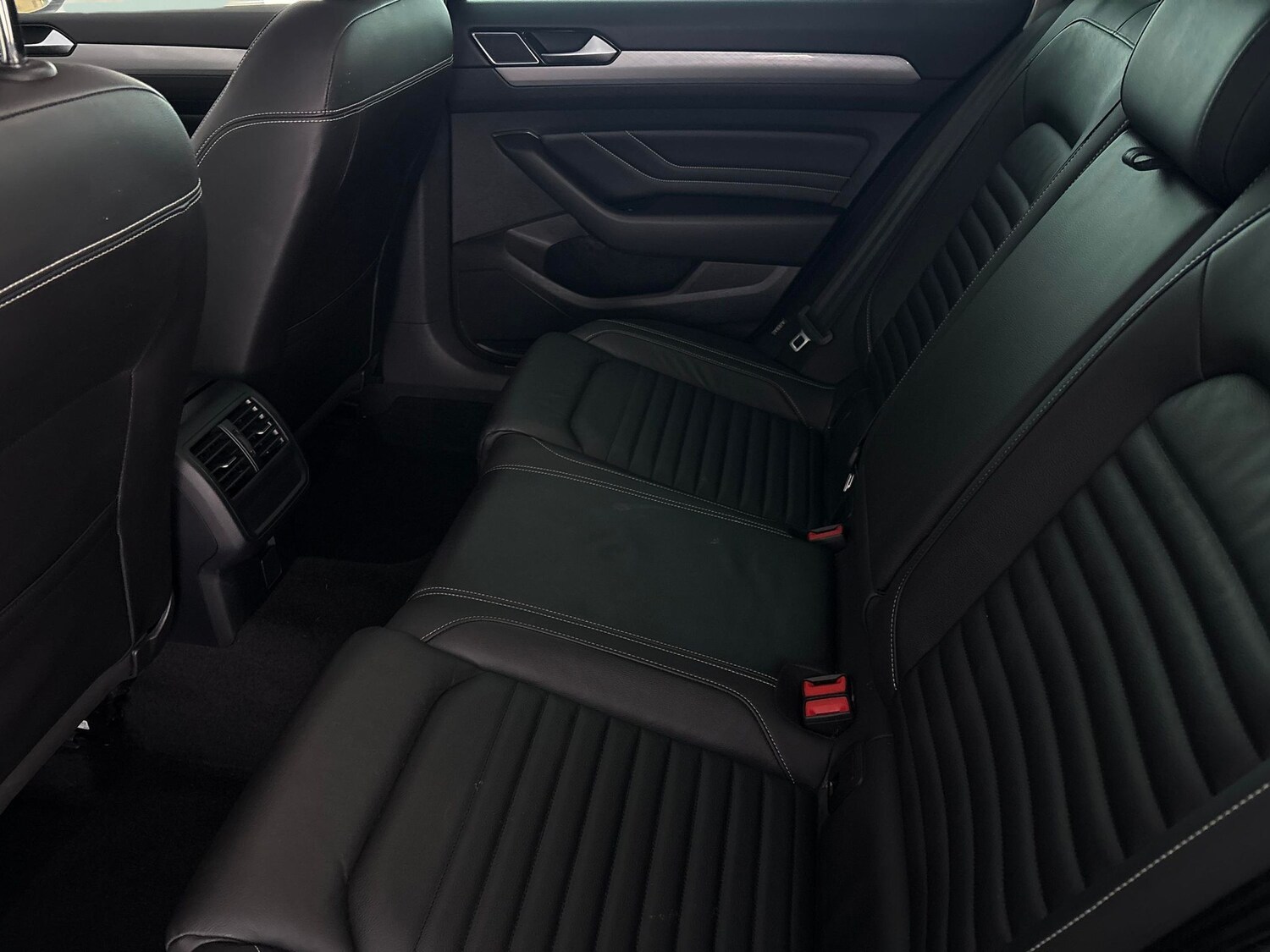 Used Volkswagen Passat 2022 for sale - 76612432: Photo 31