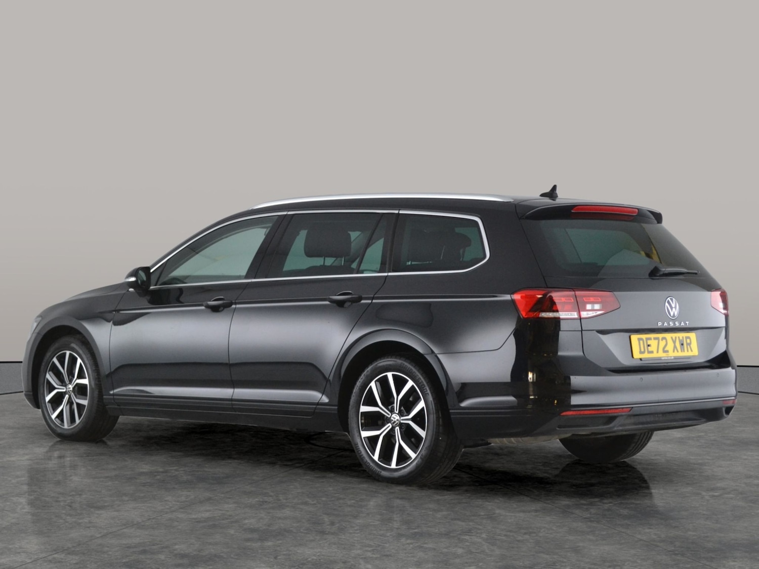 Used Volkswagen Passat 2022 for sale - 76612432: Photo 8