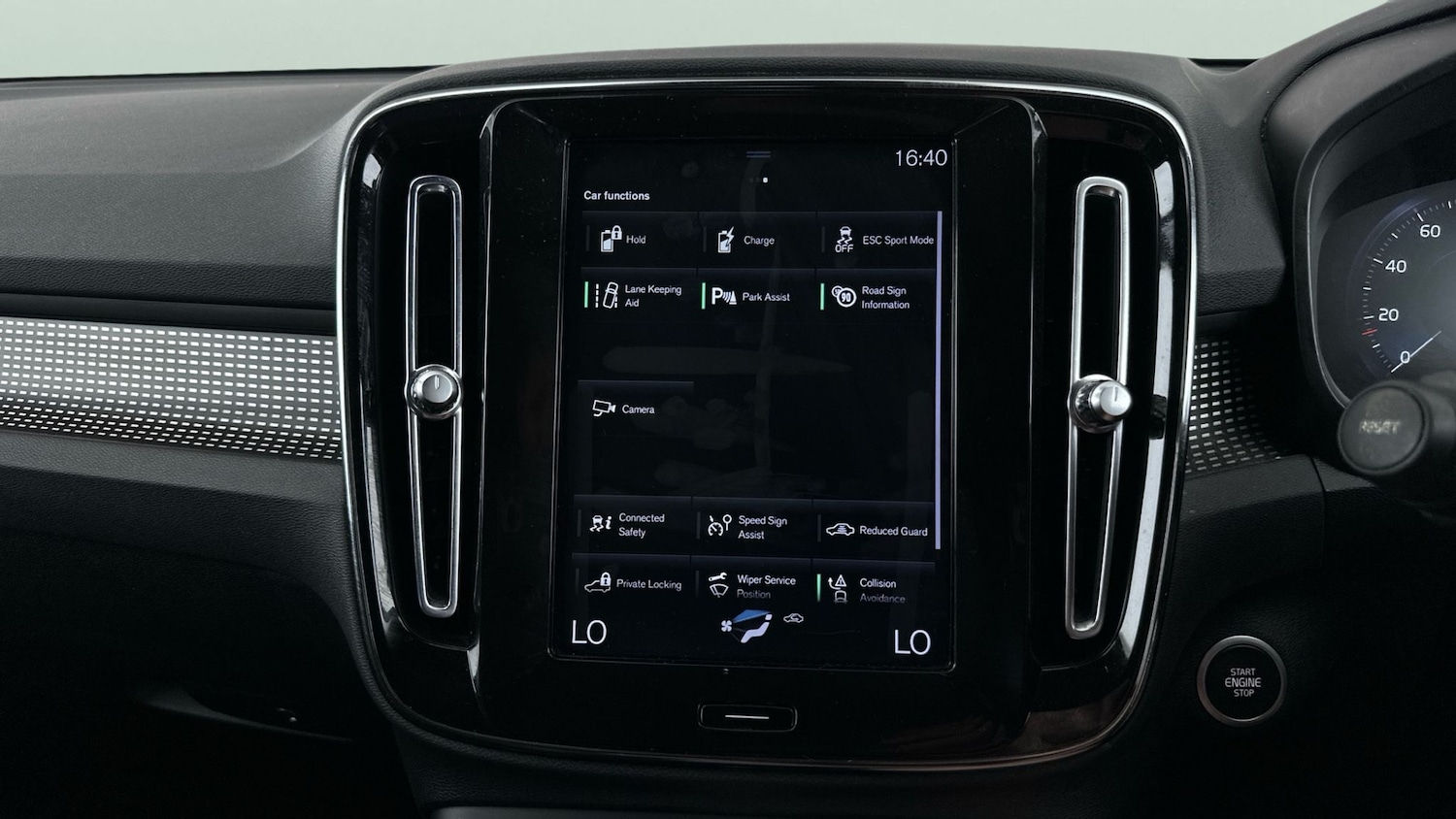 Used Volvo XC40 2021 for sale - 76098296: Photo 34