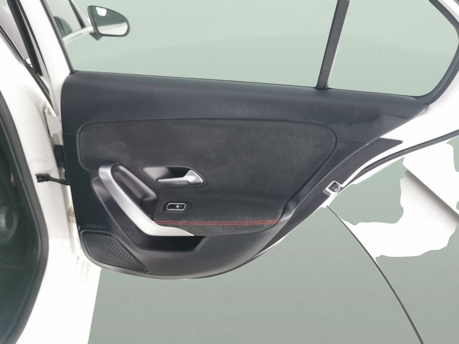 Used Mercedes-Benz A-Class 2018 for sale - 77318398: Photo 28