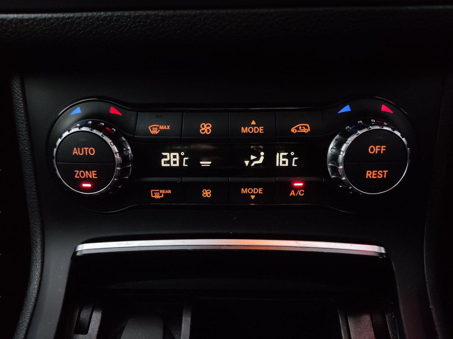 Used Mercedes-Benz B Class 2016 for sale - 78042578: Photo 20