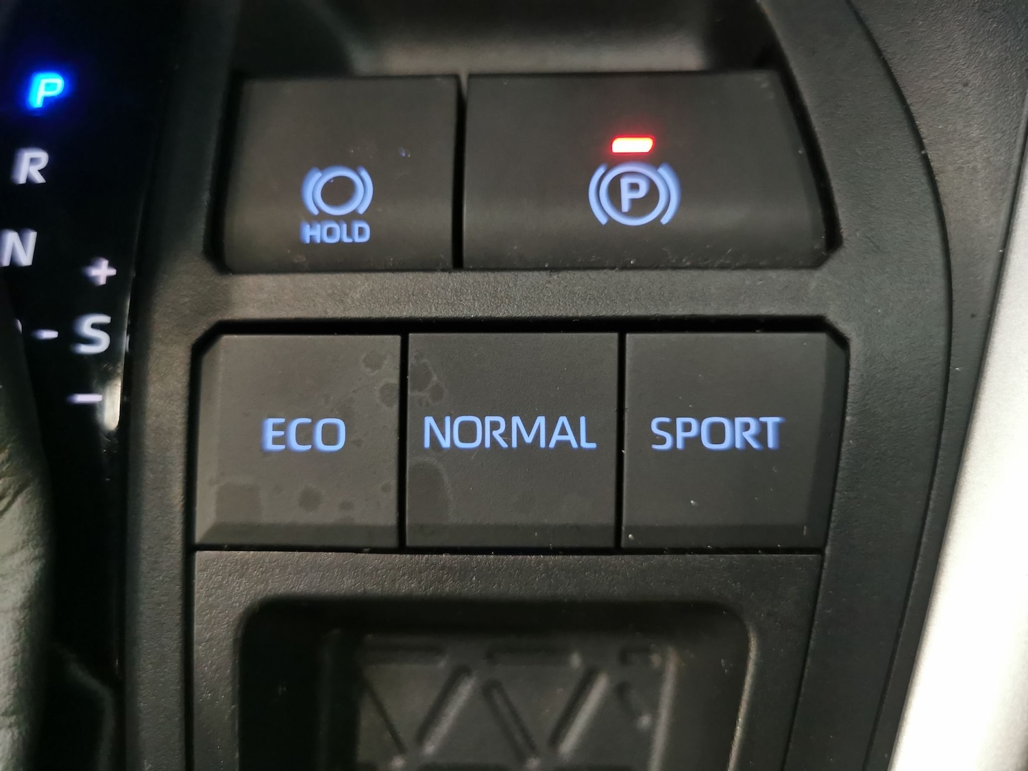 Used Toyota RAV4 2022 for sale - 77294938: Photo 16