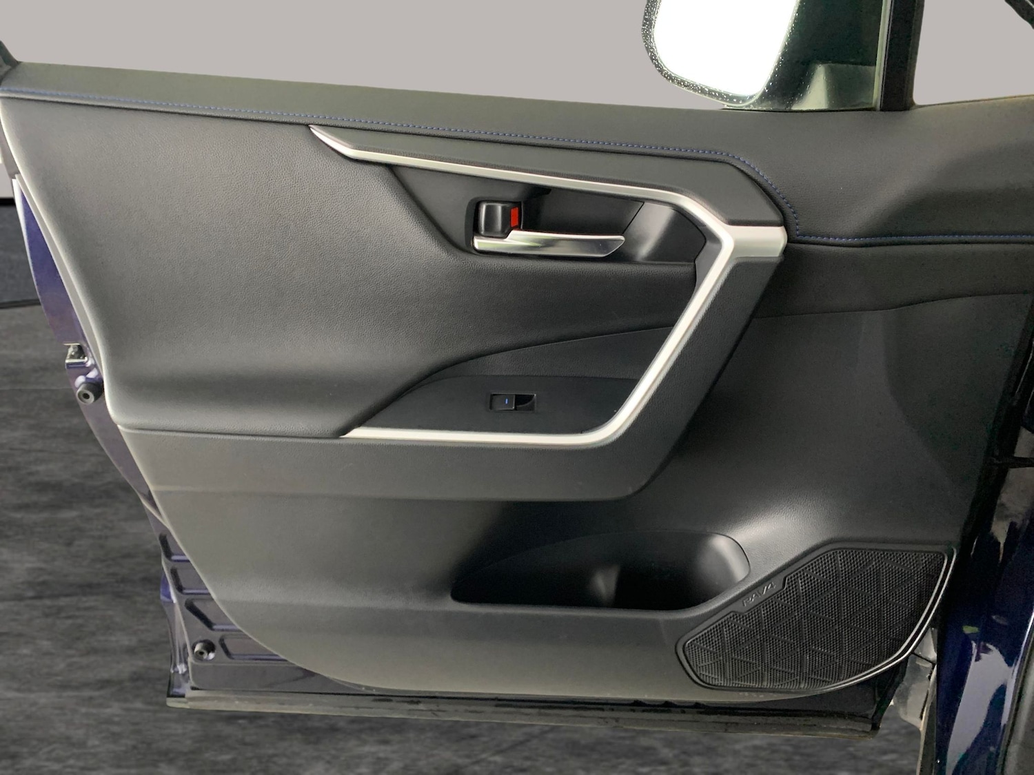 Used Toyota RAV4 2022 for sale - 77294938: Photo 29