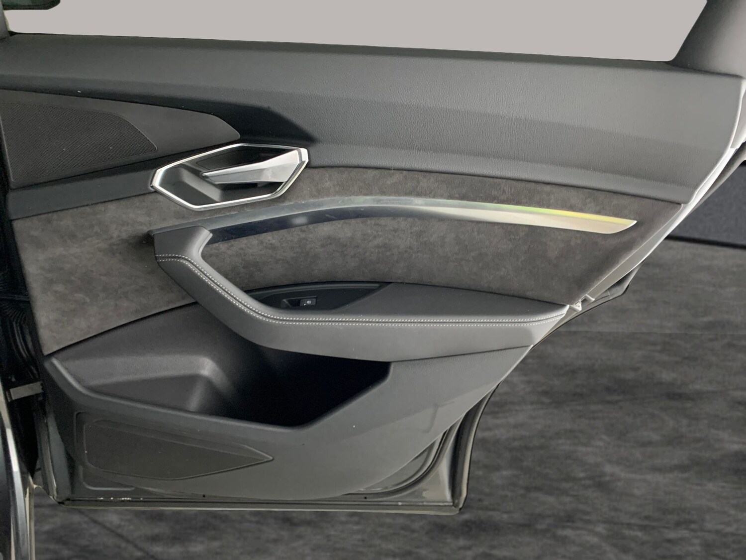 Used Audi e-tron 2021 for sale - 77347273: Photo 34