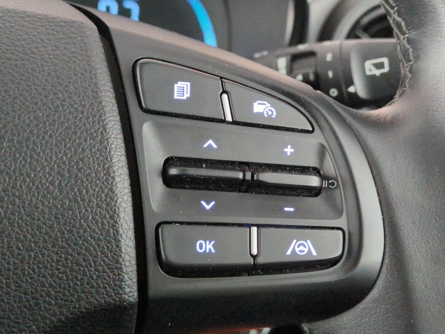 Used Hyundai i10 2023 for sale - 77347262: Photo 18