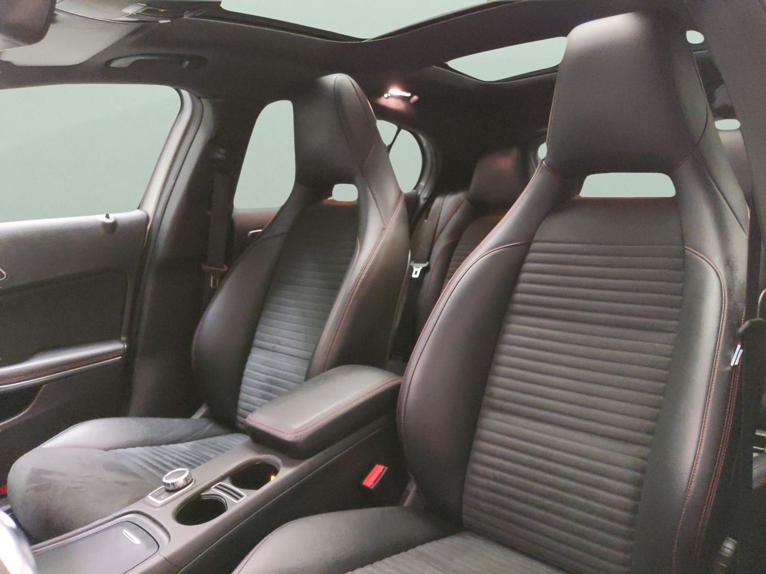 Used Mercedes-Benz GLA 2014 for sale - 76766668: Photo 17