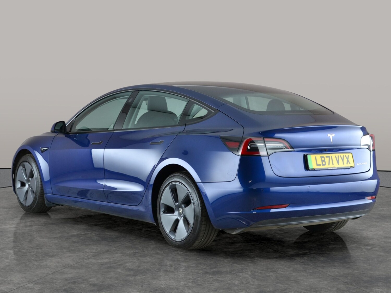 Used Tesla Model 3 2021 for sale - 77347352: Photo 14