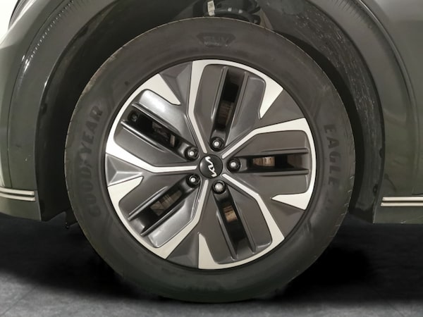Used Kia EV6 2022 for sale - 76180691: Photo 32