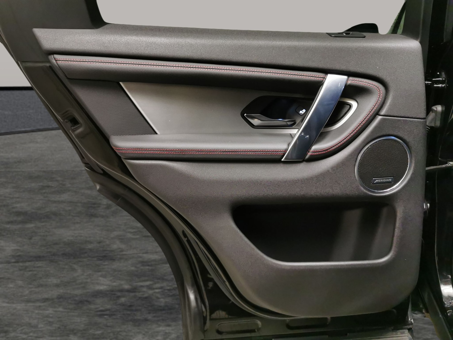 Used Land Rover Discovery Sport 2021 for sale - 76808103: Photo 31