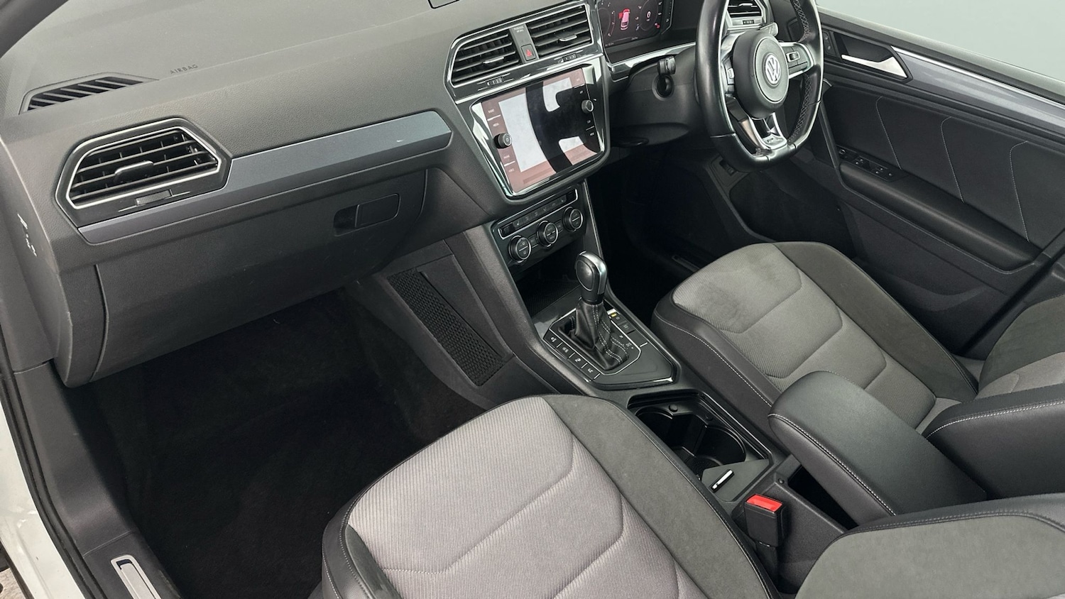 Used Volkswagen Tiguan 2020 for sale - 76353449: Photo 17