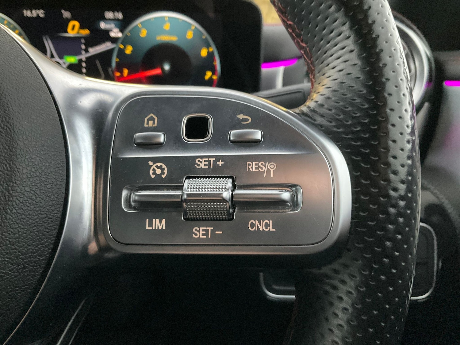 Used Mercedes-Benz CLA 2023 for sale - 76413136: Photo 29