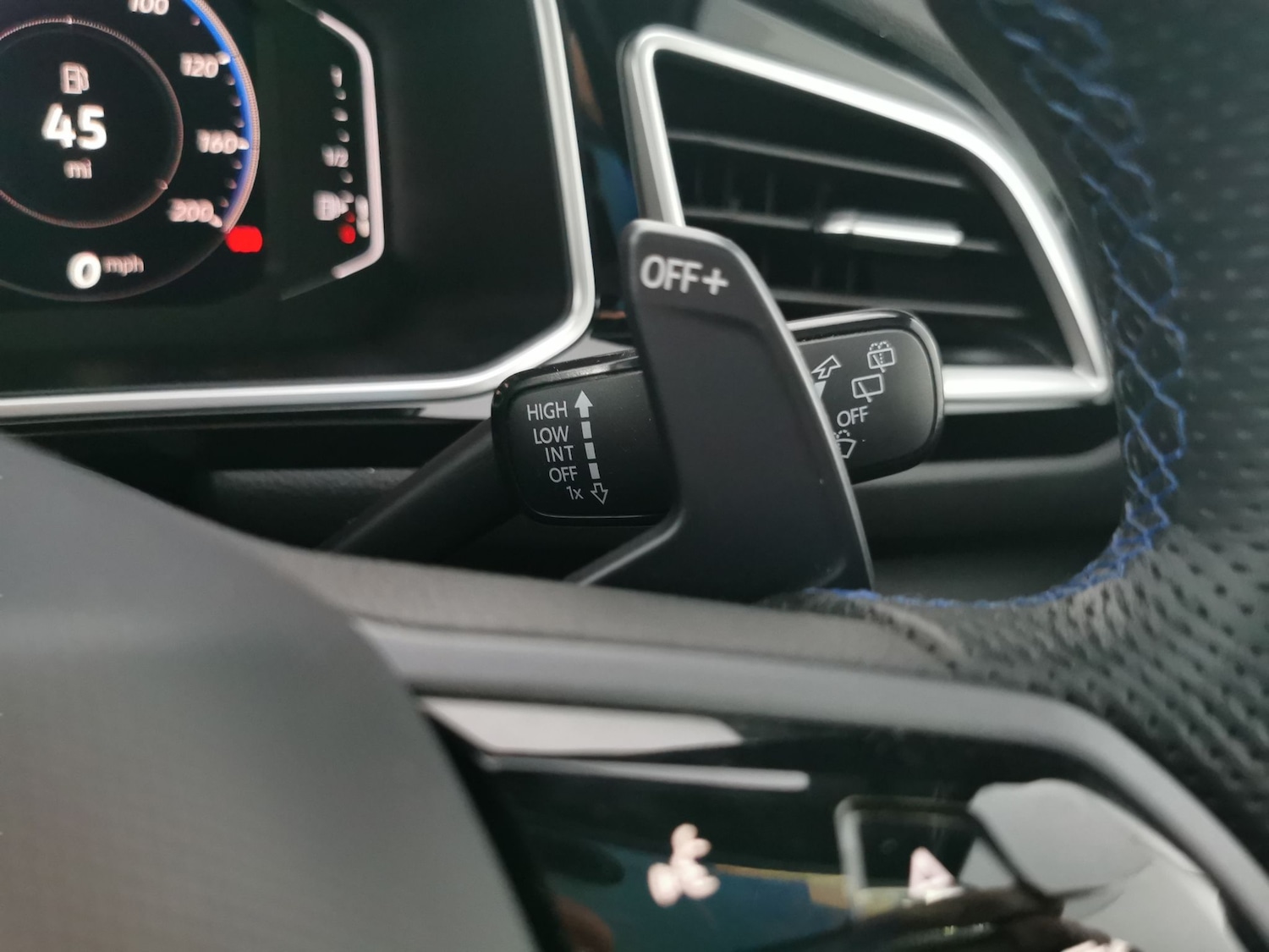 Used Volkswagen T-Roc 2023 for sale - 77555742: Photo 20