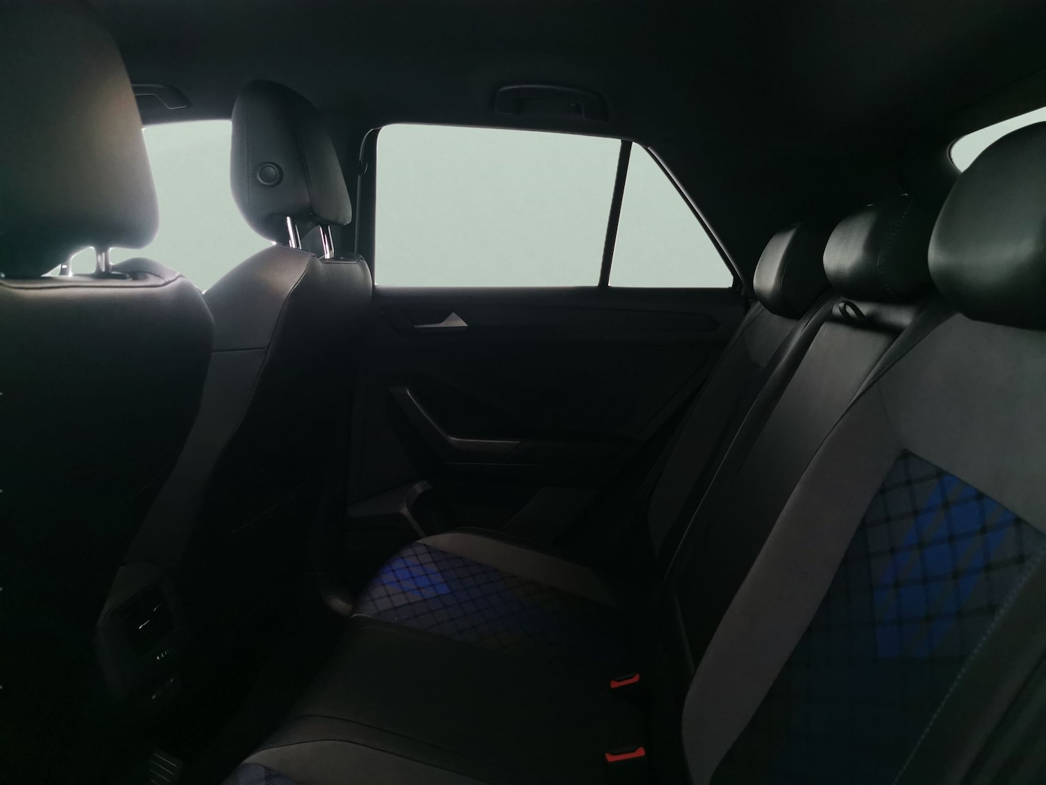 Used Volkswagen T-Roc 2023 for sale - 77555742: Photo 26