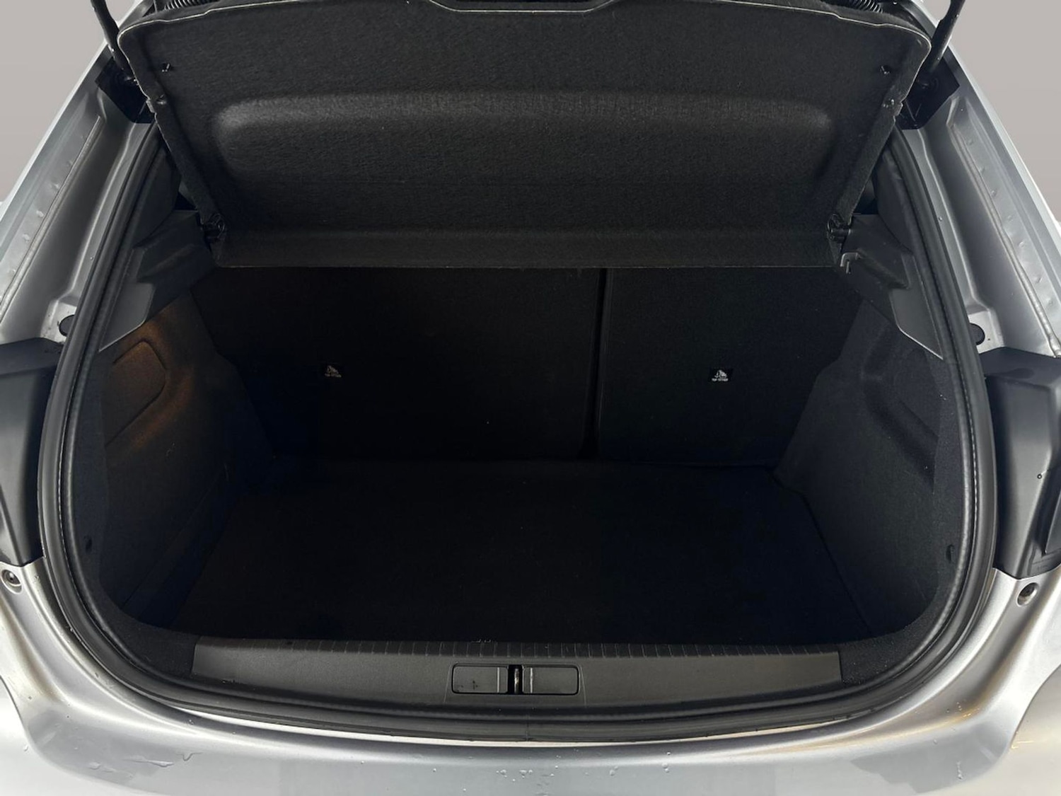 Used Peugeot 208 2022 for sale - 77951120: Photo 35