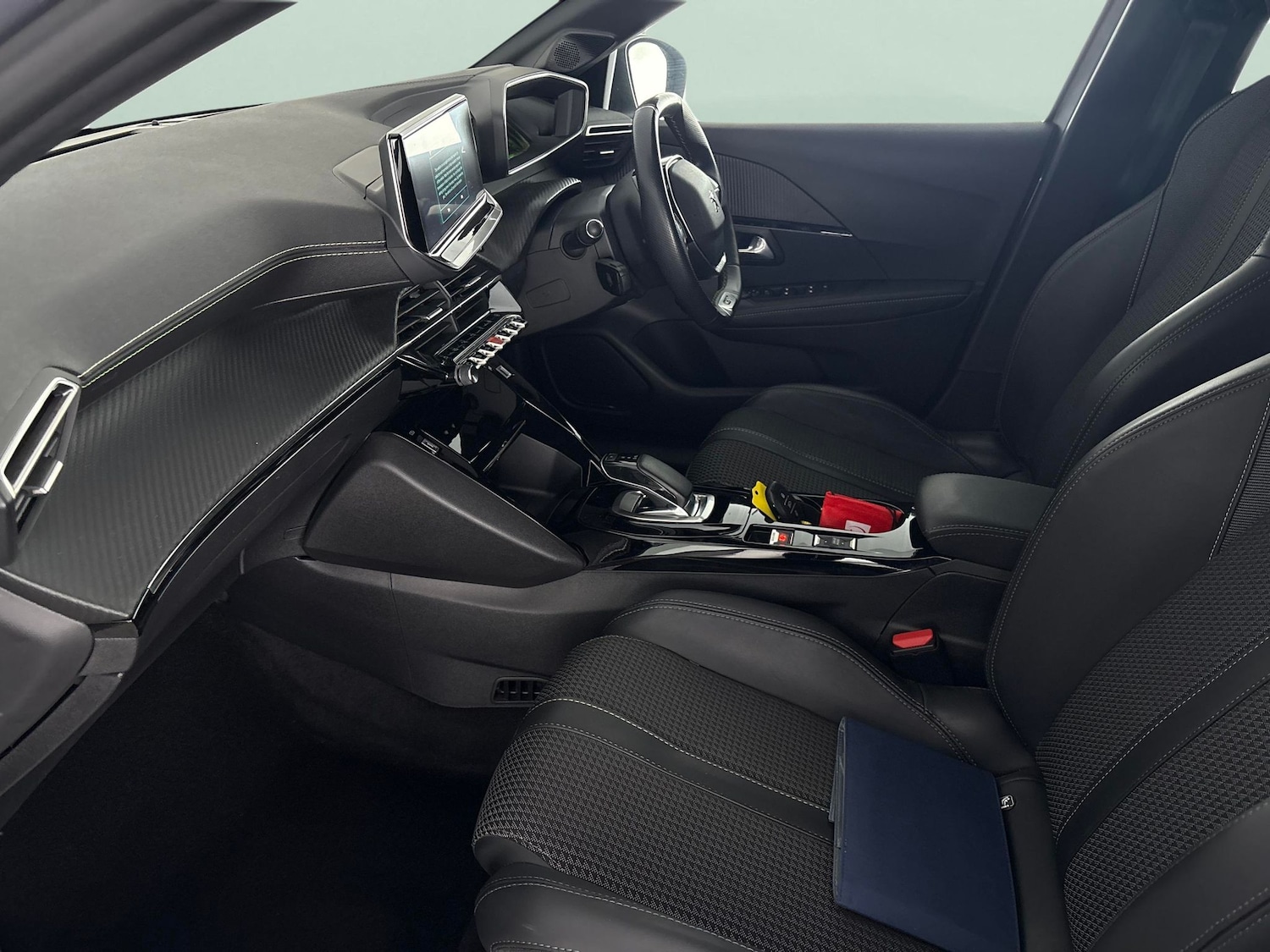 Used Peugeot 208 2022 for sale - 77951120: Photo 4