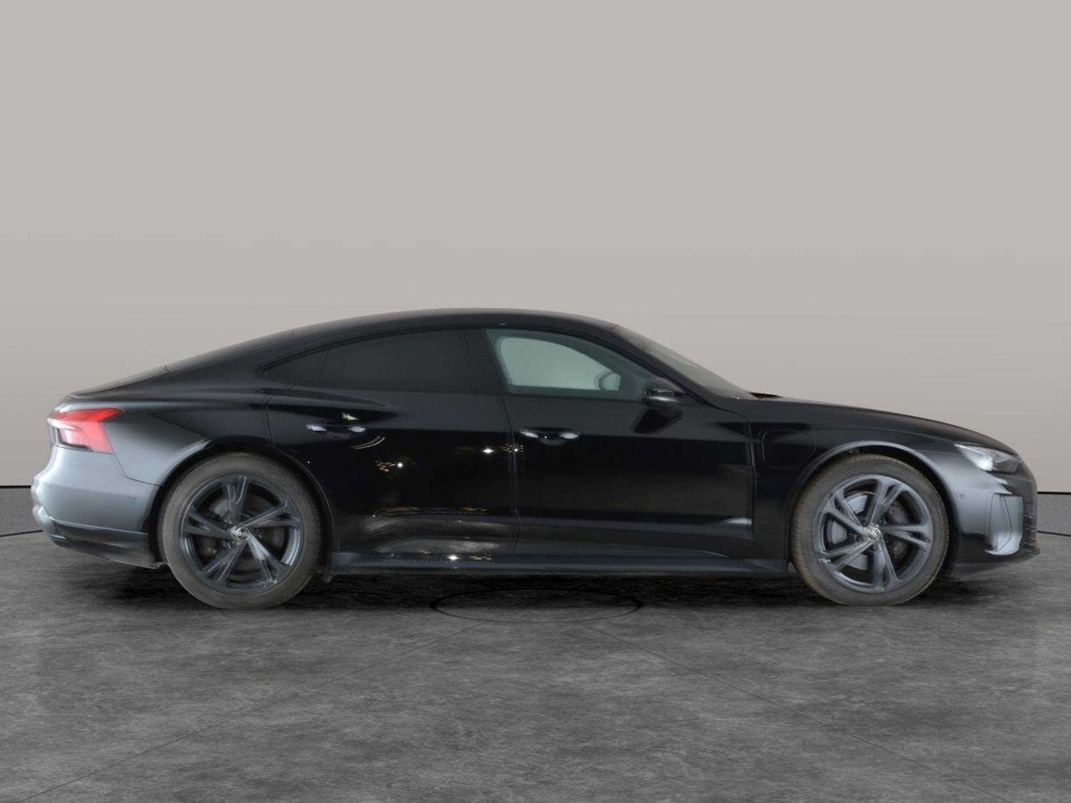 Used Audi e-tron GT 2022 for sale - 77604994: Photo 9