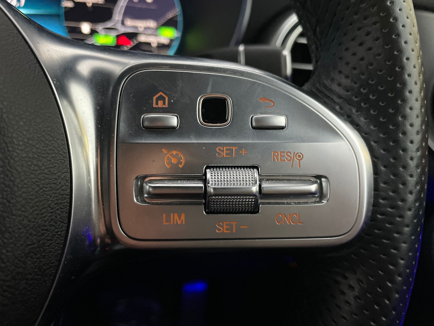 Used Mercedes-Benz GLC 2022 for sale - 76177520: Photo 32