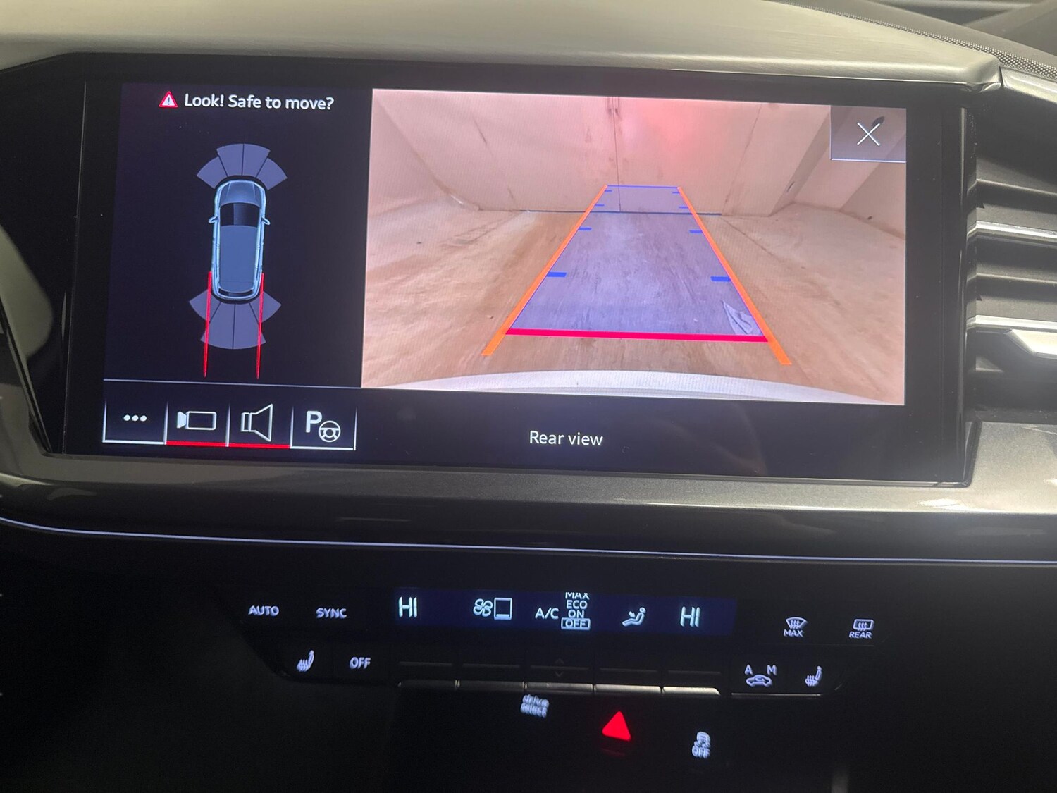 Used Audi Q4 e-tron 2023 for sale - 78060049: Photo 16