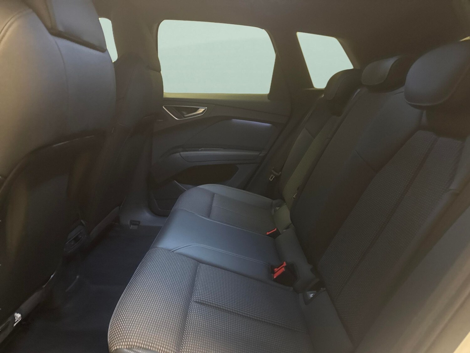 Used Audi Q4 e-tron 2023 for sale - 78060049: Photo 25