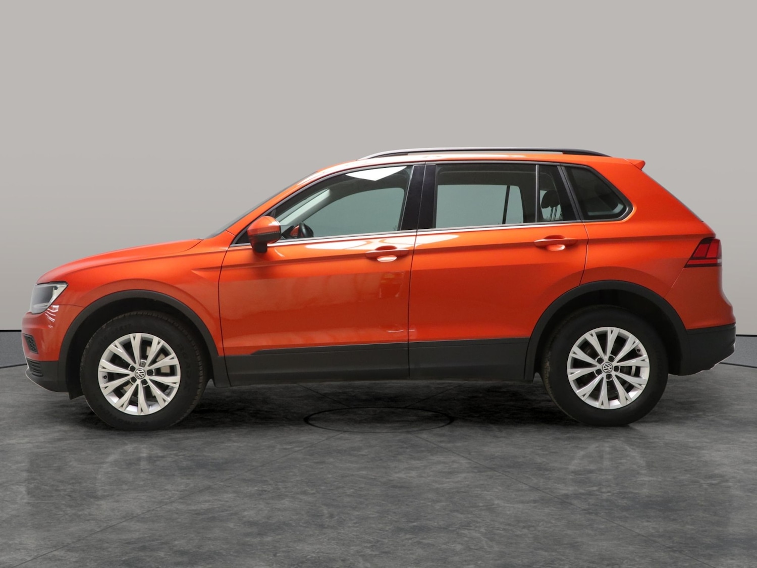 Used Volkswagen Tiguan 2017 for sale - 76330924: Photo 14