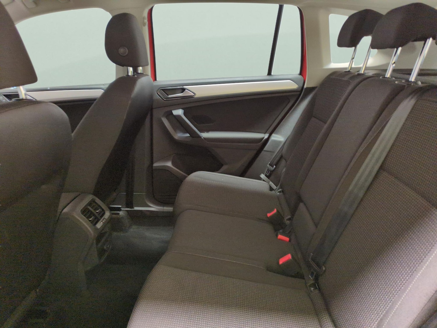 Used Volkswagen Tiguan 2017 for sale - 76330924: Photo 34