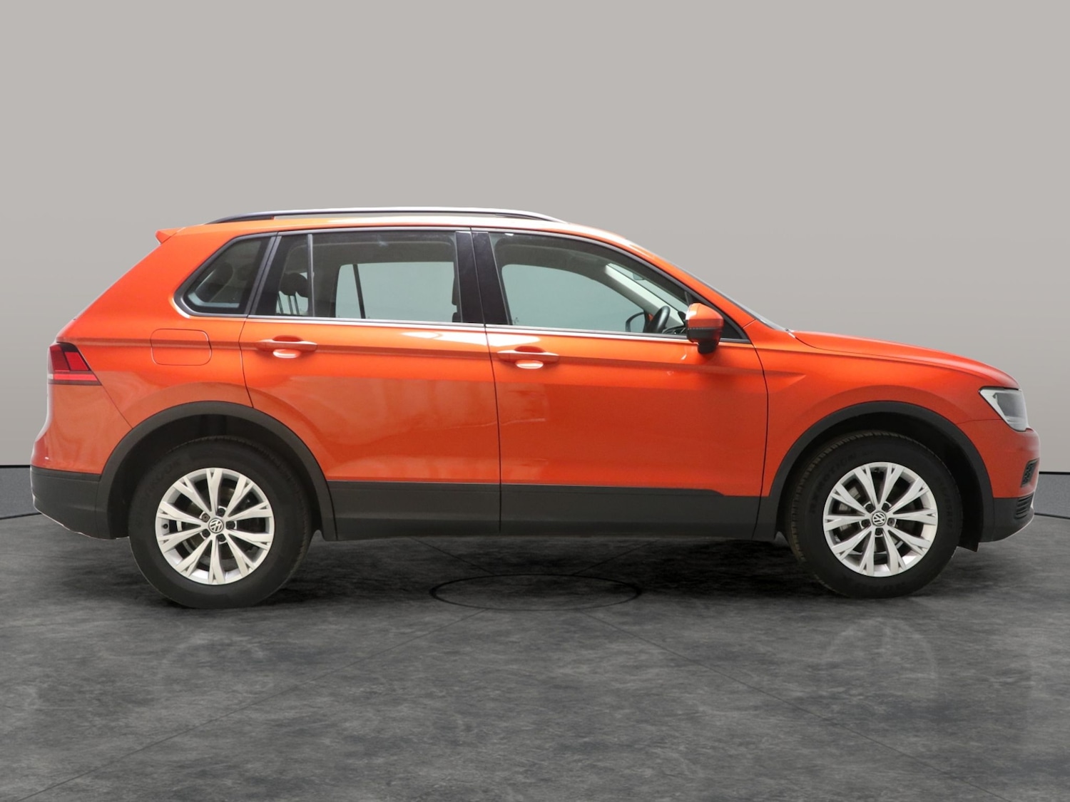 Used Volkswagen Tiguan 2017 for sale - 76330924: Photo 9
