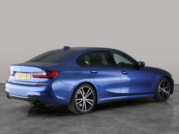 Used BMW 3 Series 2019 for sale - 76171378: Photo 12