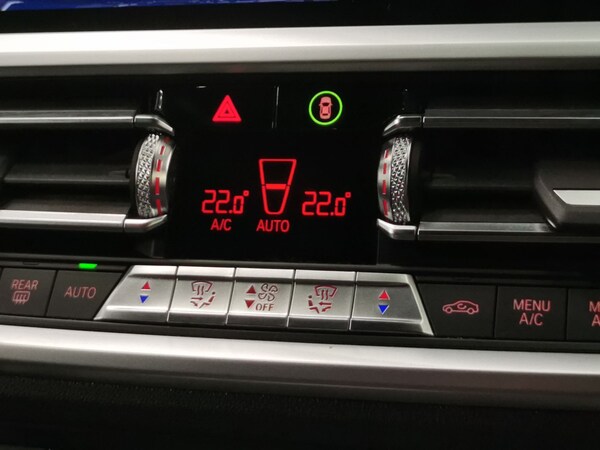 Used BMW 3 Series 2019 for sale - 76171378: Photo 23
