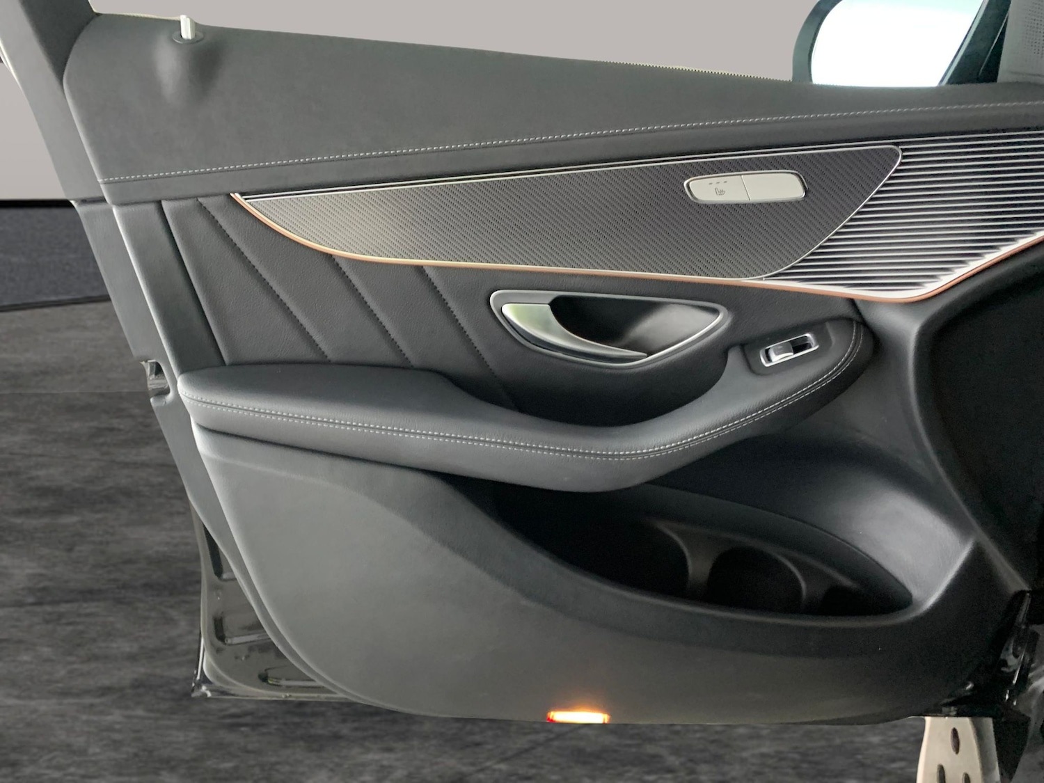 Used Mercedes-Benz EQC 2022 for sale - 76984513: Photo 31