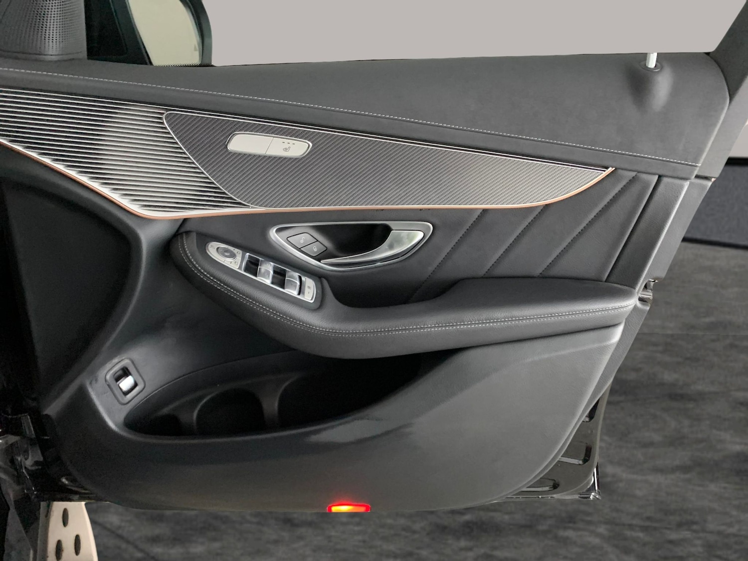 Used Mercedes-Benz EQC 2022 for sale - 76984513: Photo 34