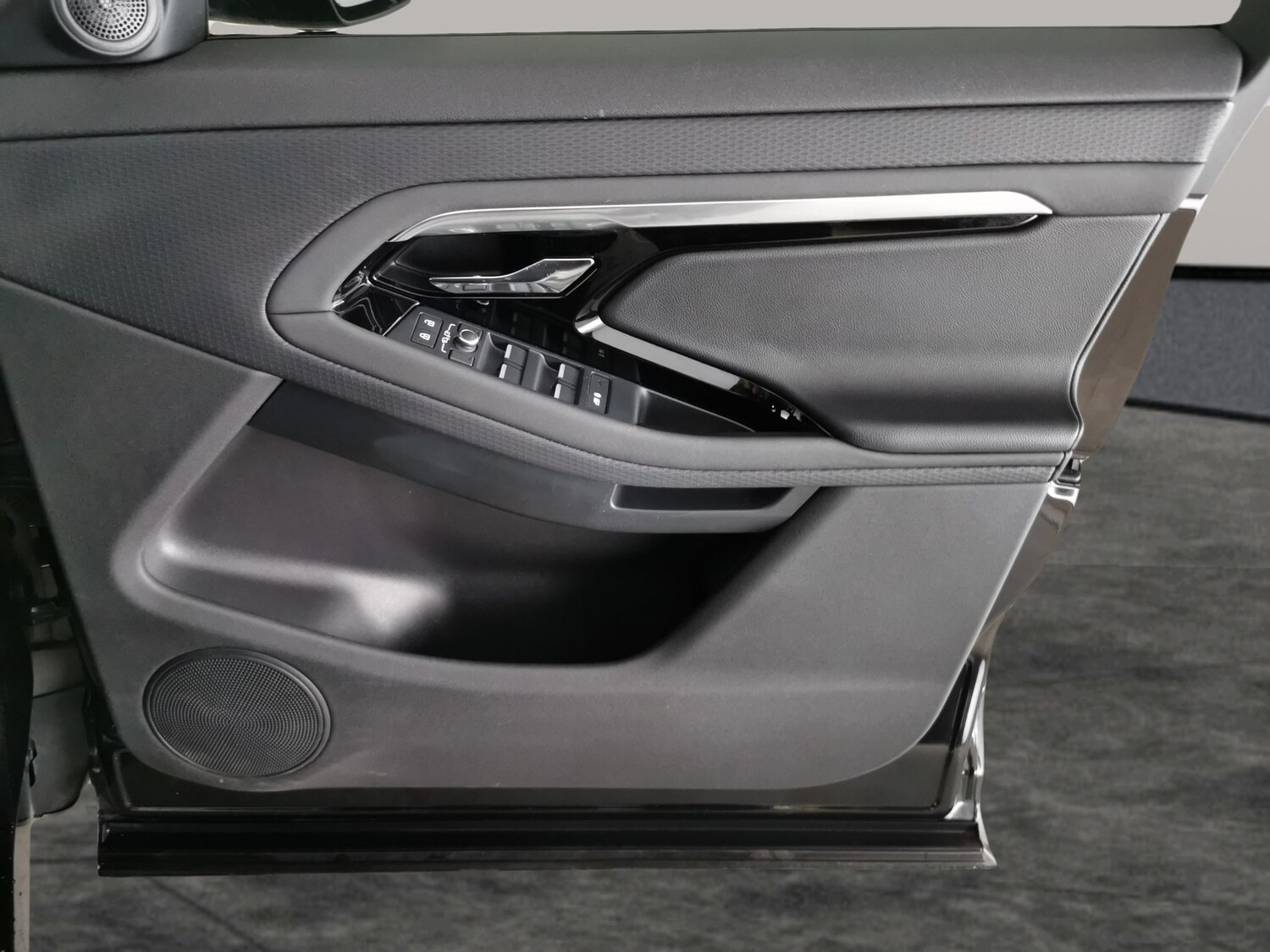 Used Land Rover Range Rover Evoque 2022 for sale - 77591135: Photo 34