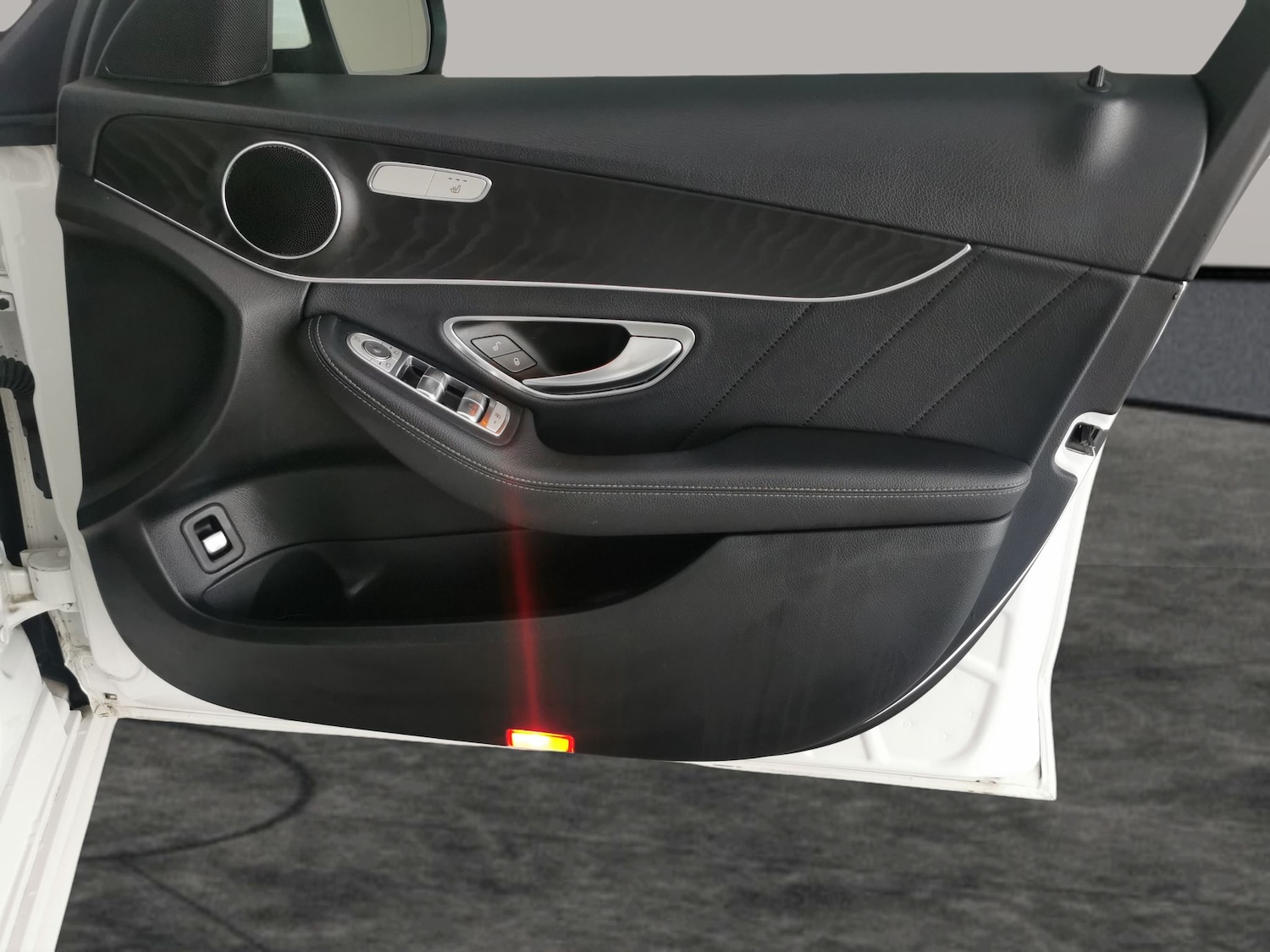 Used Mercedes-Benz C Class 2020 for sale - 76668601: Photo 31