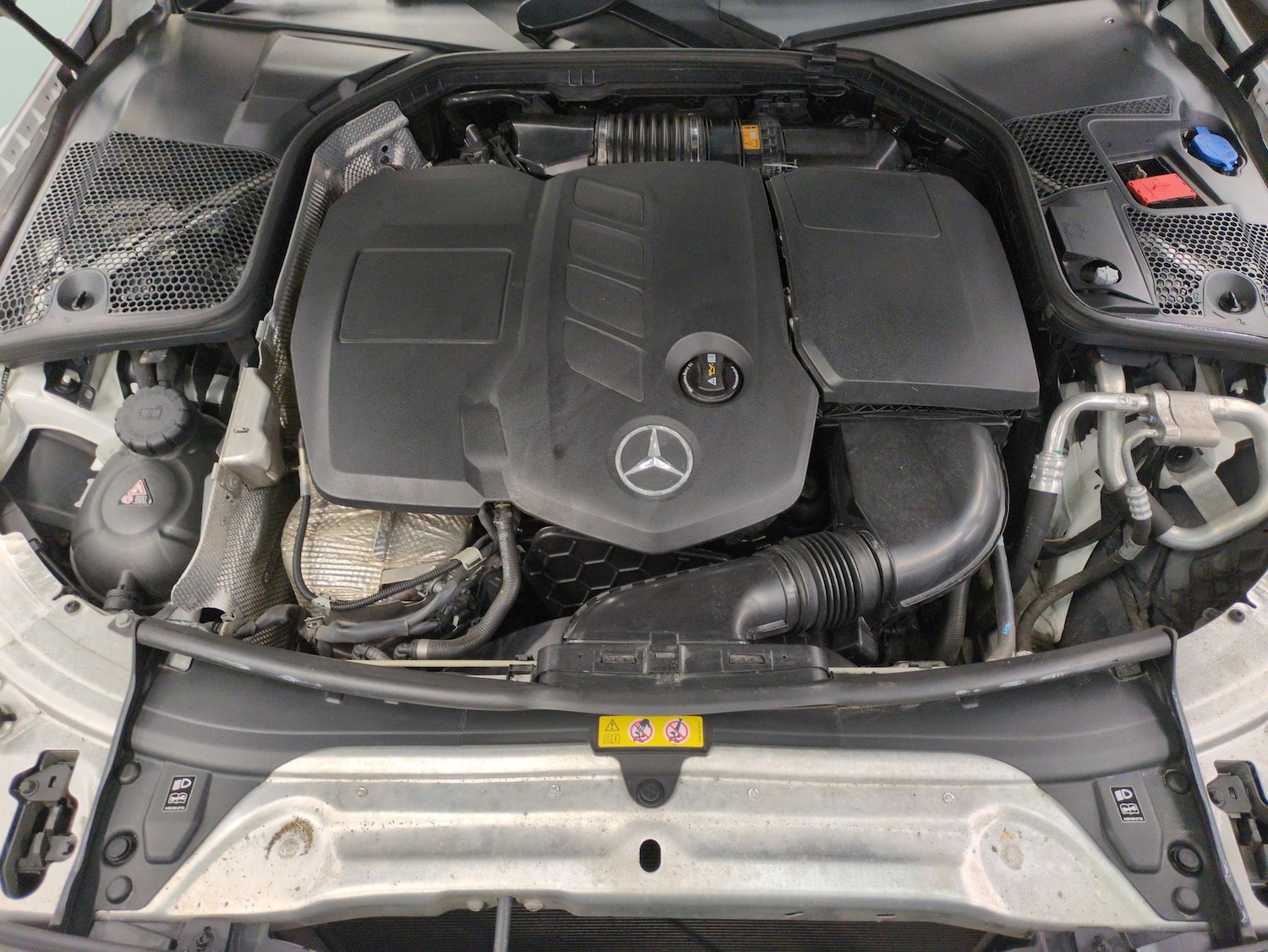 Used Mercedes-Benz C Class 2020 for sale - 76668601: Photo 33