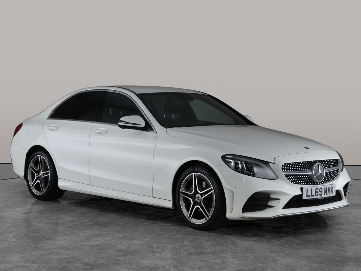 Used Mercedes-Benz C Class 2020 for sale - 76668601: Photo 9