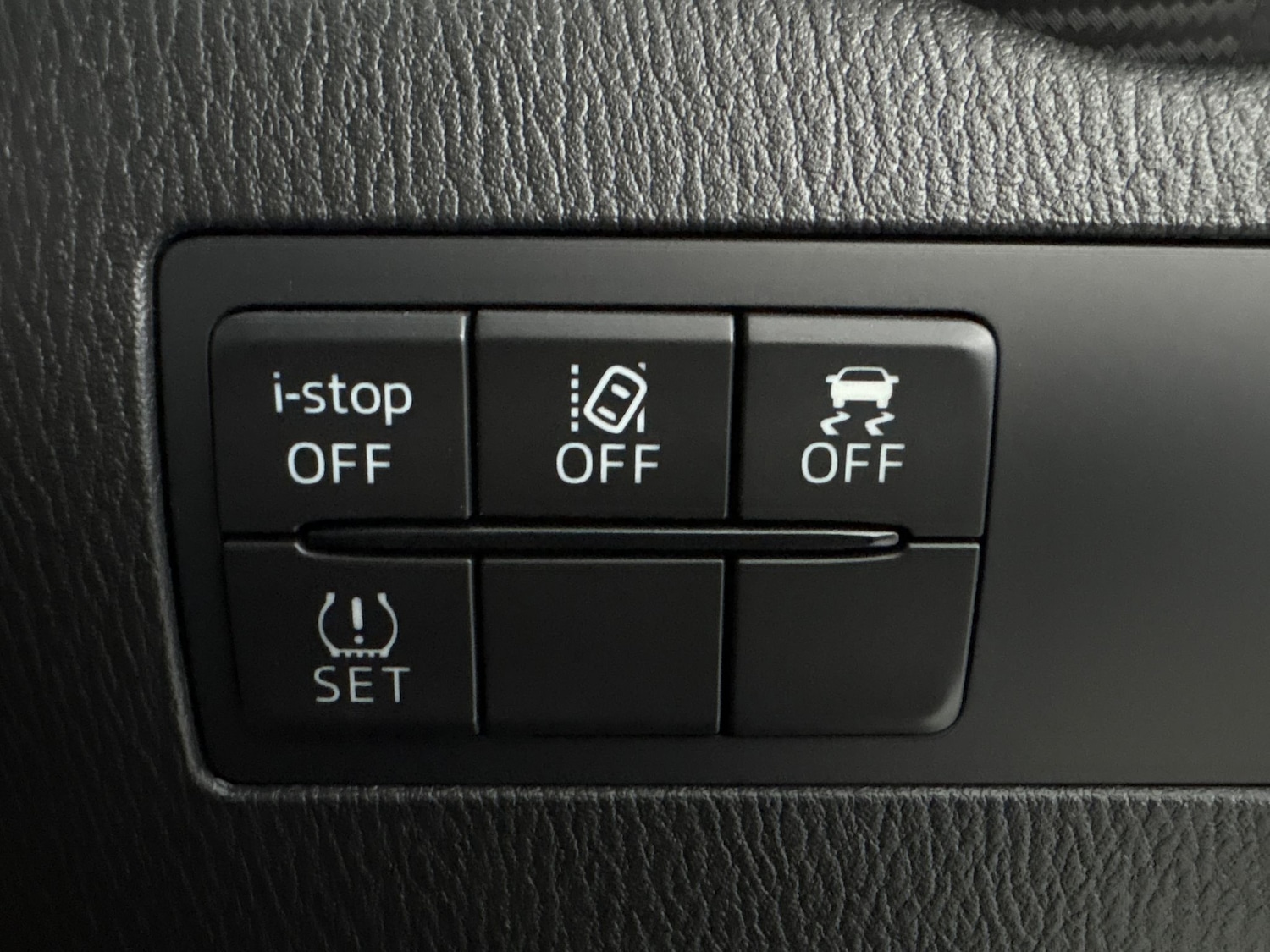 Used Mazda Mazda2 2023 for sale - 77012141: Photo 16