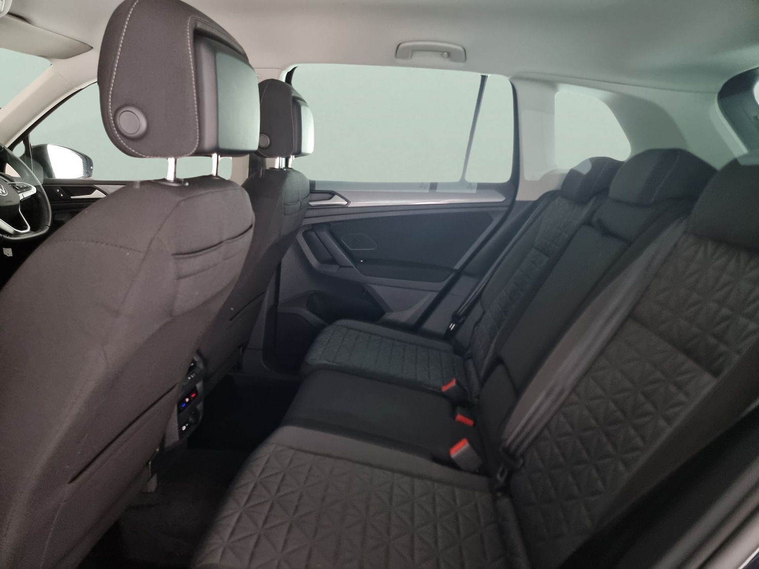 Used Volkswagen Tiguan 2021 for sale - 77532524: Photo 24