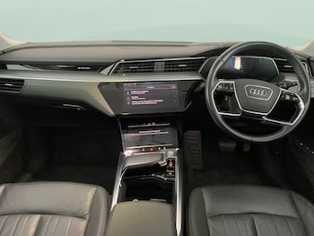 Used Audi e-tron 2020 for sale - 76274980: Photo 4