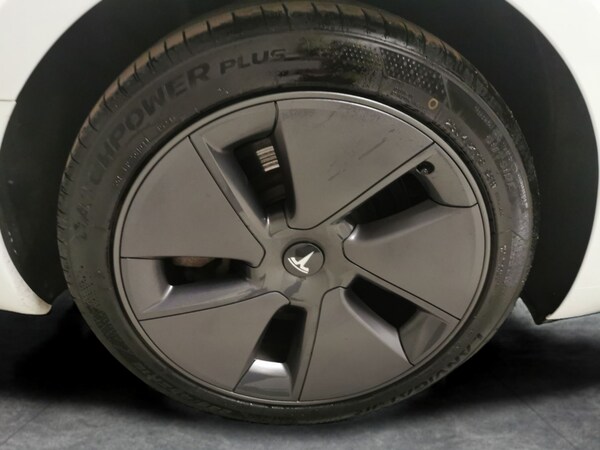 Used Tesla Model 3 2021 for sale - 76097522: Photo 34
