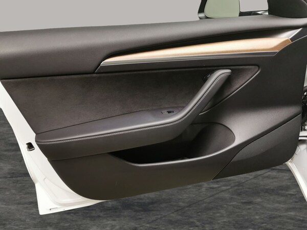 Used Tesla Model 3 2021 for sale - 76097522: Photo 37